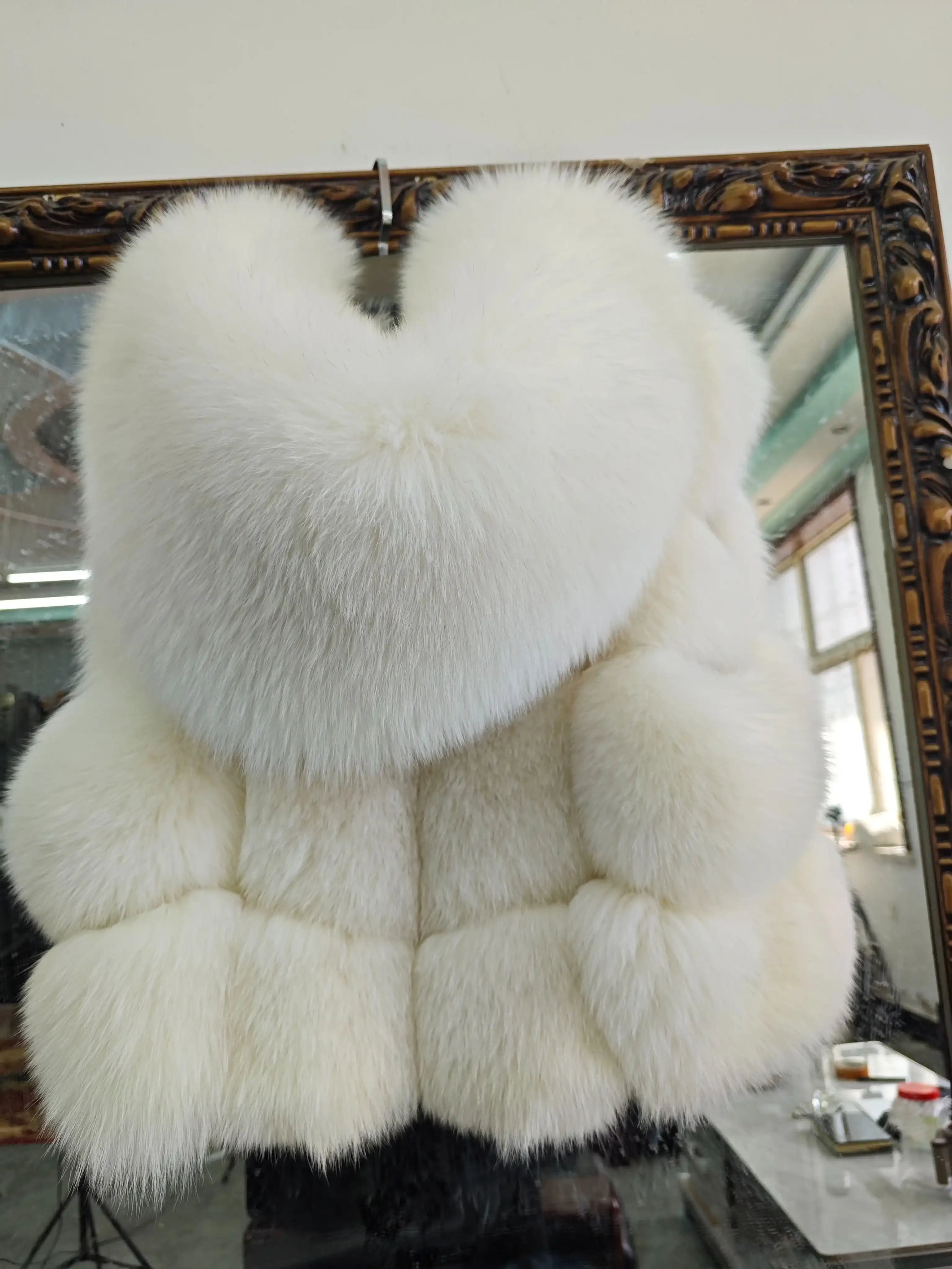 Lisa Maria Sleeveless Genuine Fox Fur Vest with Hood